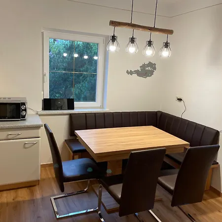 Ferienhaus Gunzenberg בית נופש *